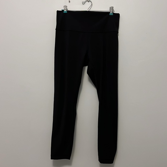 Black Lululemon Wundertights 12 EUC - Picture 2 of 3